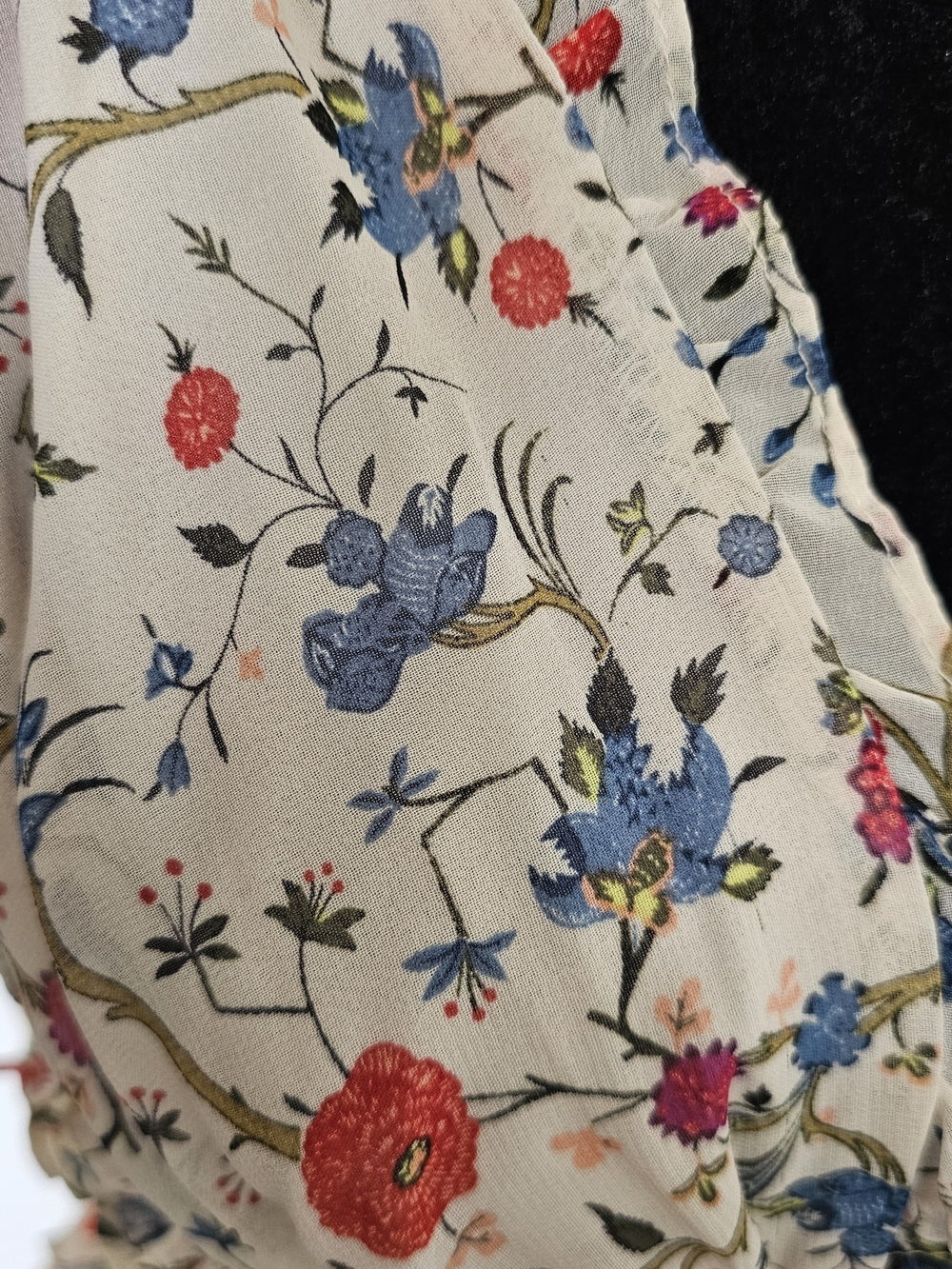 Max Studio Cream Floral Midi Dress with Red & Blue Blooms Size 2 Cottagecore{B26 - Picture 10 of 13